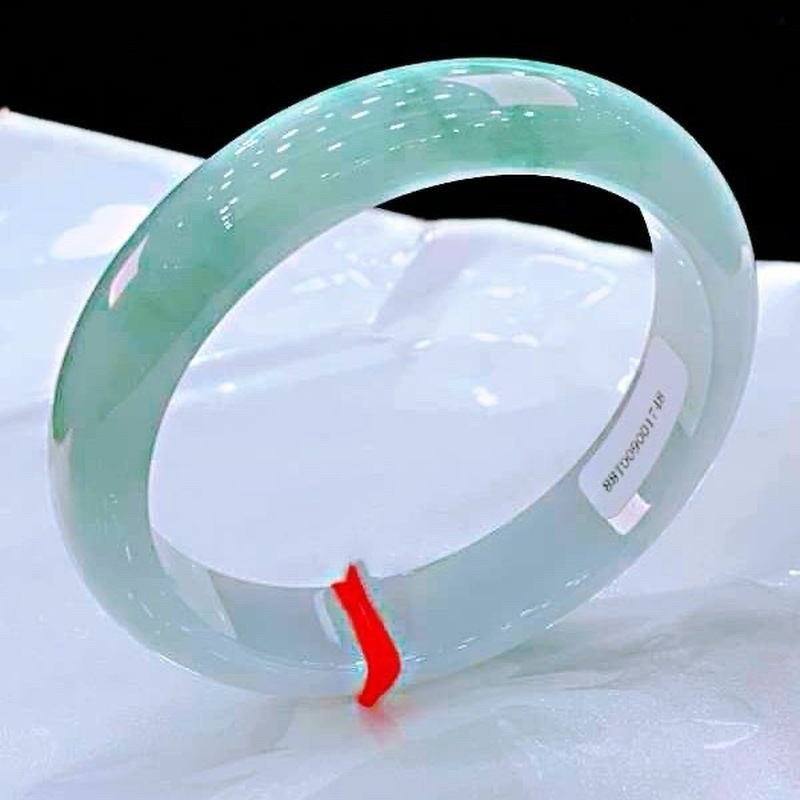 Bracelets - Myanmar, Jadeite naturelle pour femmes, Bracelet
