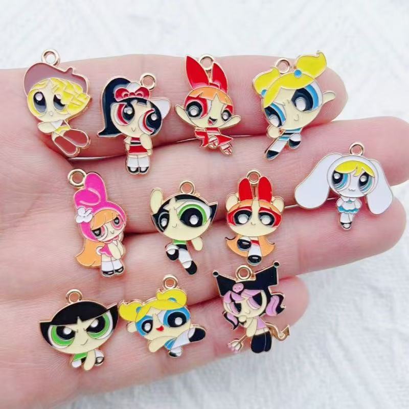 10 pendentifs en alliage motif - Earrings avis et prix