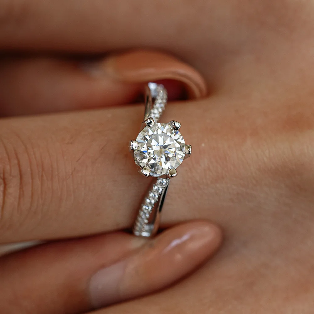 Bague Lumira en platine PT950  - Moissanite Engagement Ring 1 Carat avis et prix