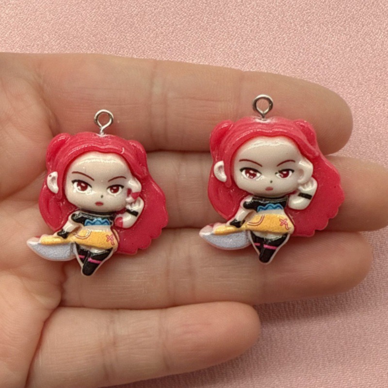 Pendentif en résine de dessin  - Earrings avis et prix