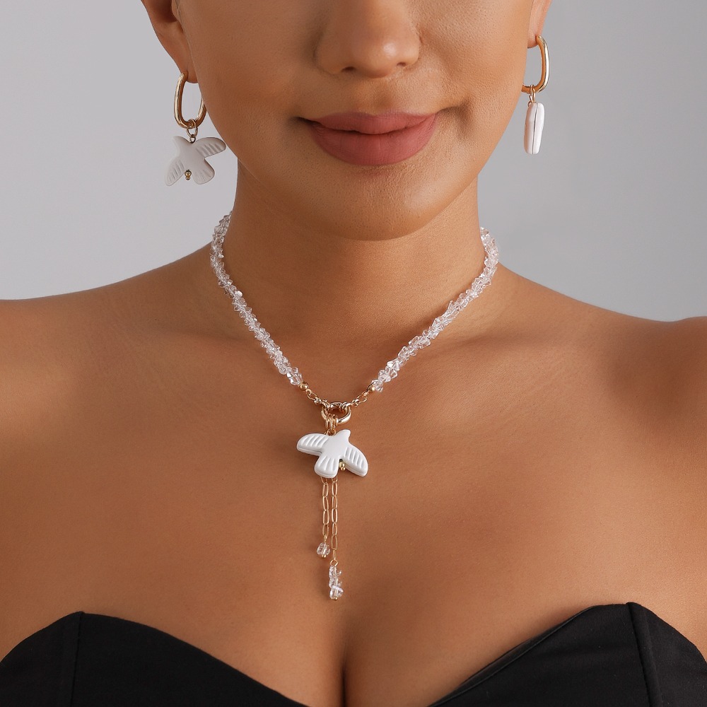 Collier ras du cou et boucles  - Layered Pendant Necklace Aesthetic avis et prix
